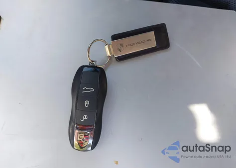 2017 Porsche Cayenne Platinum Edition из США, поврежденный, VIN WP1AA2A24HKA82438